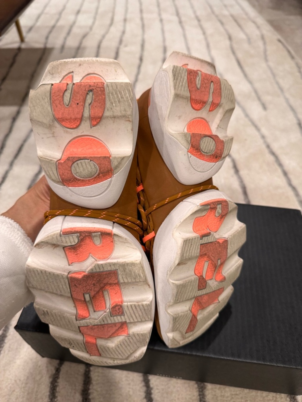 Sorel women’s Tan Mesh Athletic Sneakers with Coral Accents - Picture 5 of 7